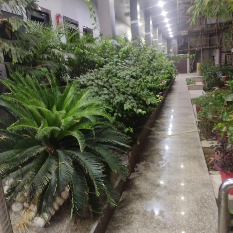 Citi Pride Garden And Hotel 阿杰梅尔 外观 照片